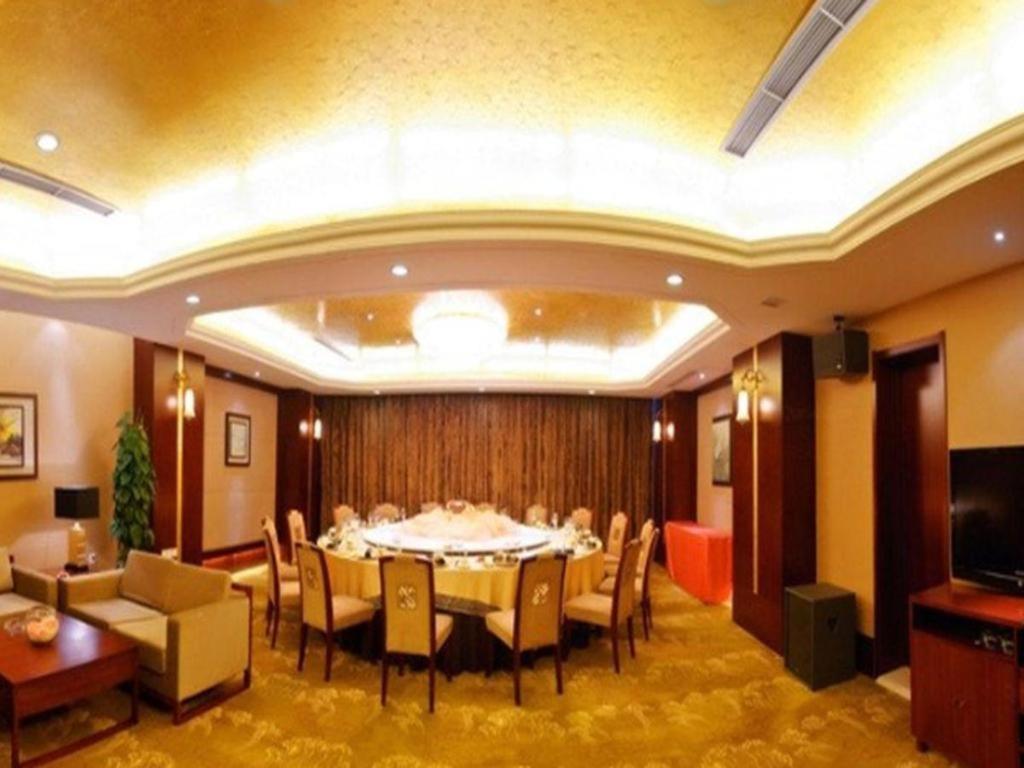 Ramada Plaza Shenyang Citycenter Buitenkant foto