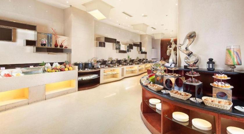 Ramada Plaza Shenyang Citycenter Buitenkant foto