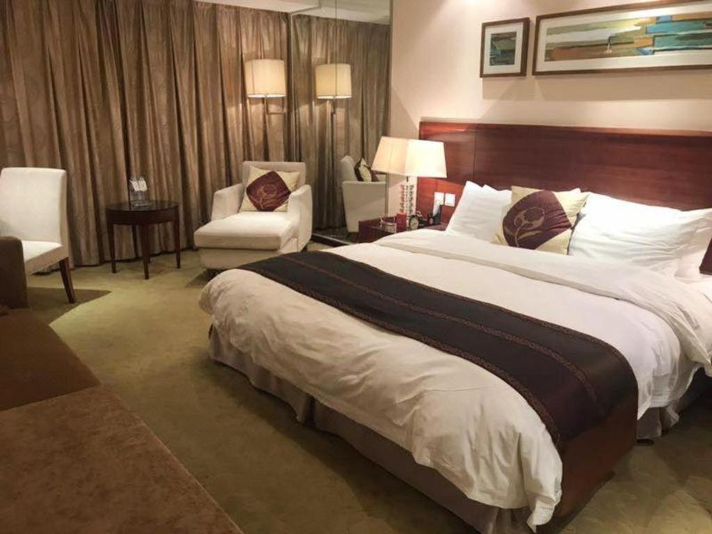 Ramada Plaza Shenyang Citycenter Buitenkant foto