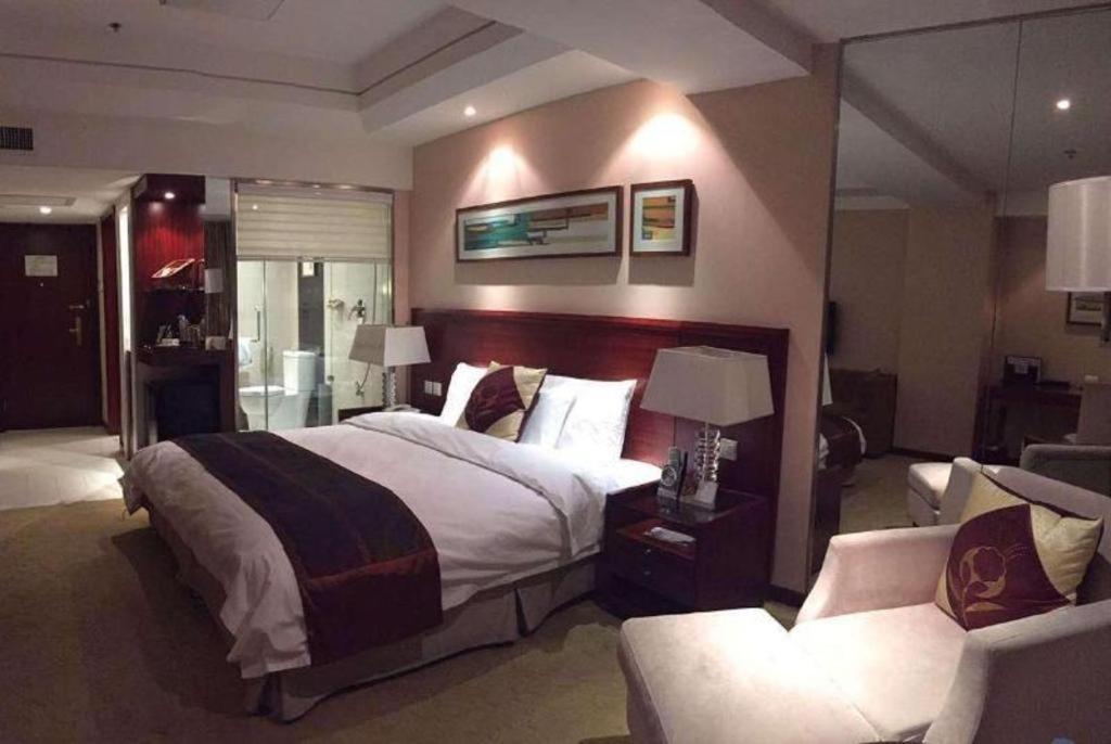 Ramada Plaza Shenyang Citycenter Buitenkant foto