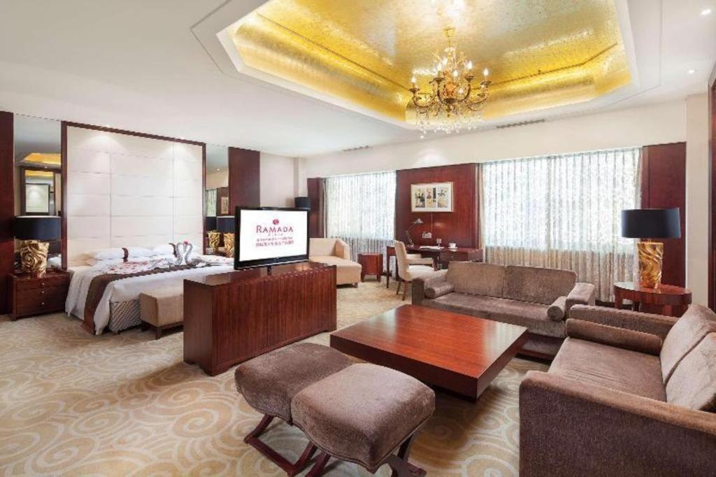 Ramada Plaza Shenyang Citycenter Buitenkant foto